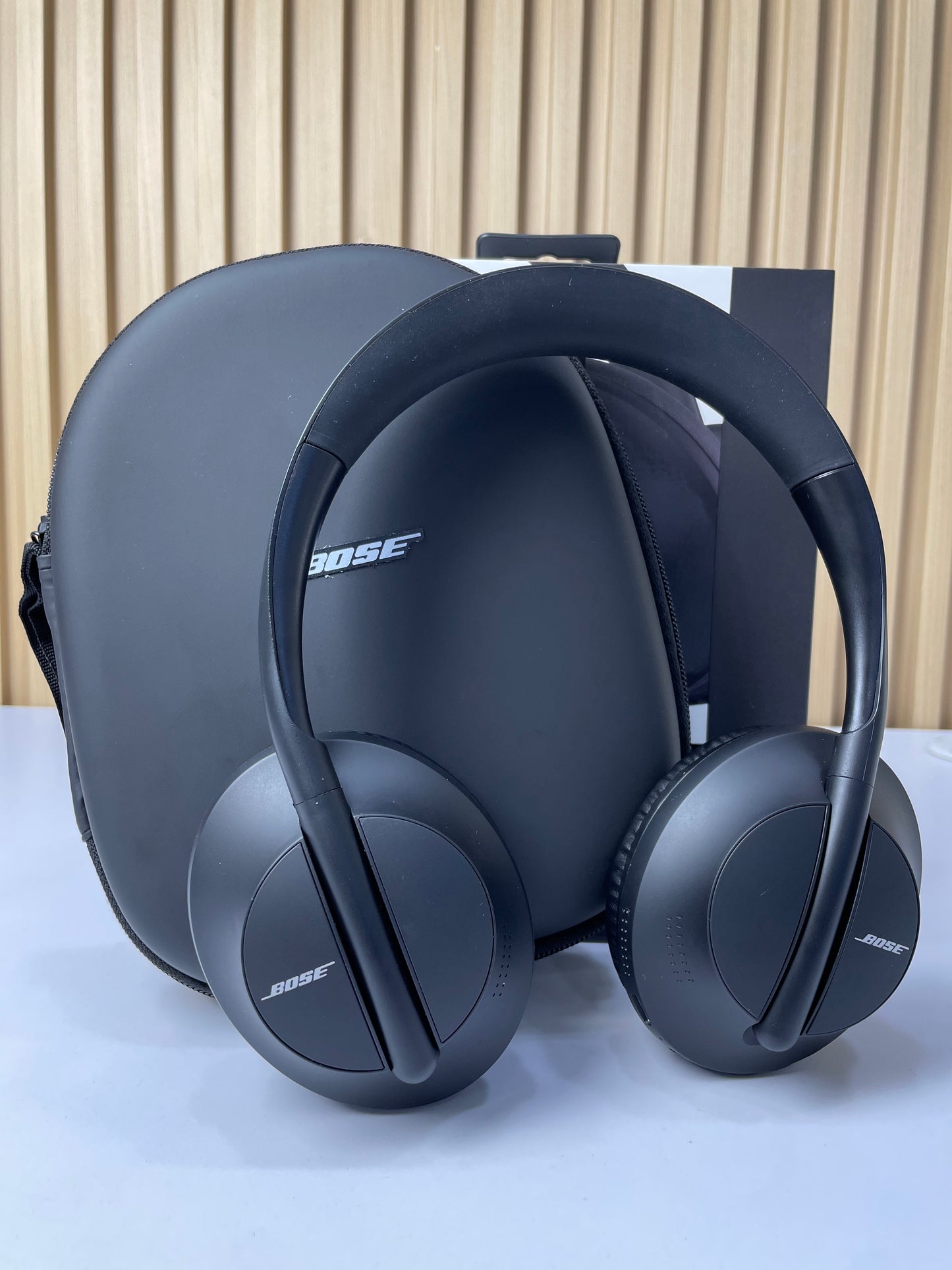 Audífono Diadema Bose 700 Bluetooth